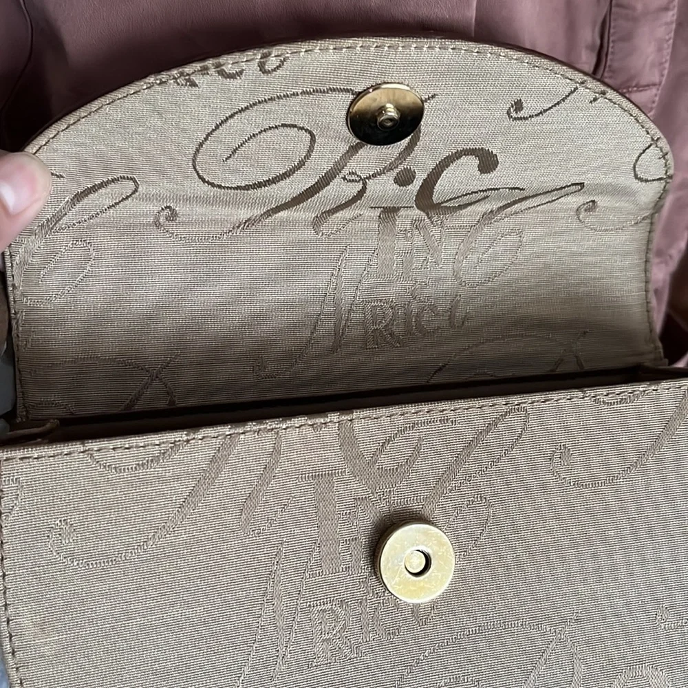 Nina Ricci authentic nr